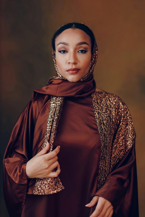 Vêtements musulmans en ligne : élégance et traditions à portée de main